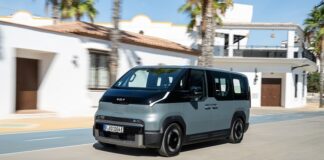 Le Kia PV5 Passenger élu « Family Car of the Year » aux BBC TopGear.com Awards 2026